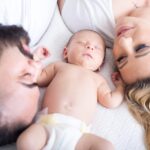 Hoe leer je je baby zelfstandig slapen