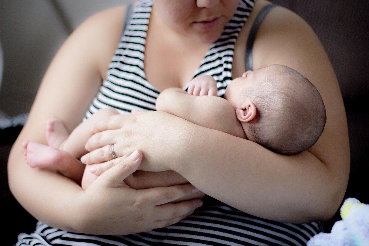 De beste slaaprituelen voor baby’s van 0 tot 12 maanden